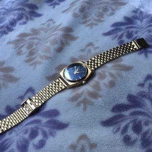 magnificent nixon watch